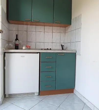 Anna * Podstrana
