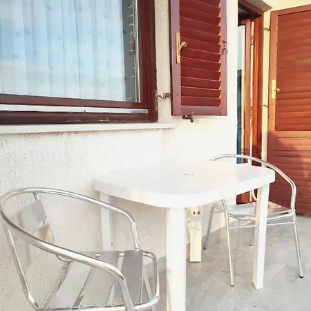 Anna Apartment