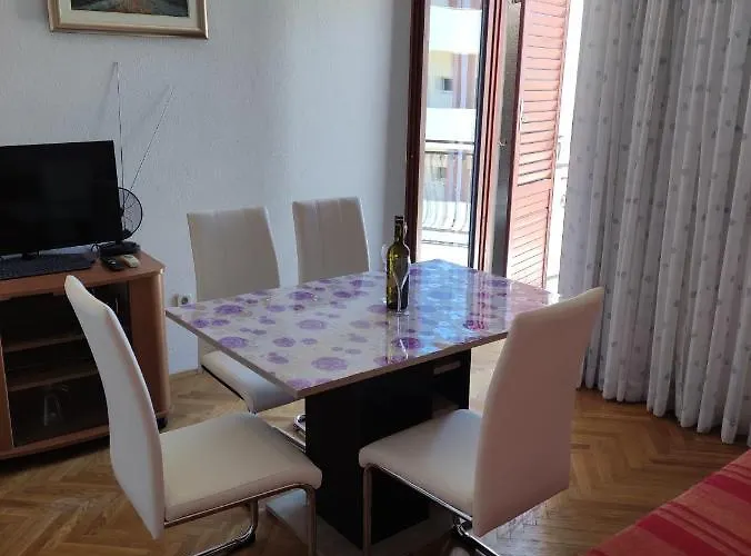 Anna Lejlighed Podstrana